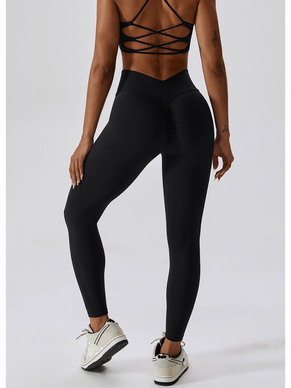 Εκπτώσεις σε Strappy Straight Push Up Leggings (χωρίς ραφές).