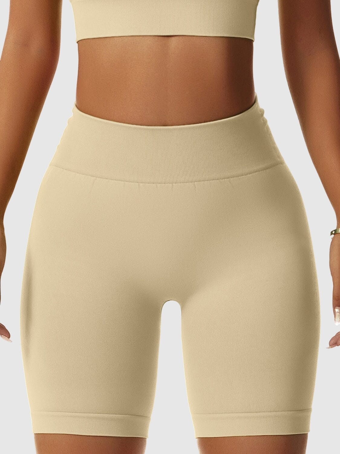 Short Sport Mi-Long Push Up Leggings helankezatrening.com sa Beige