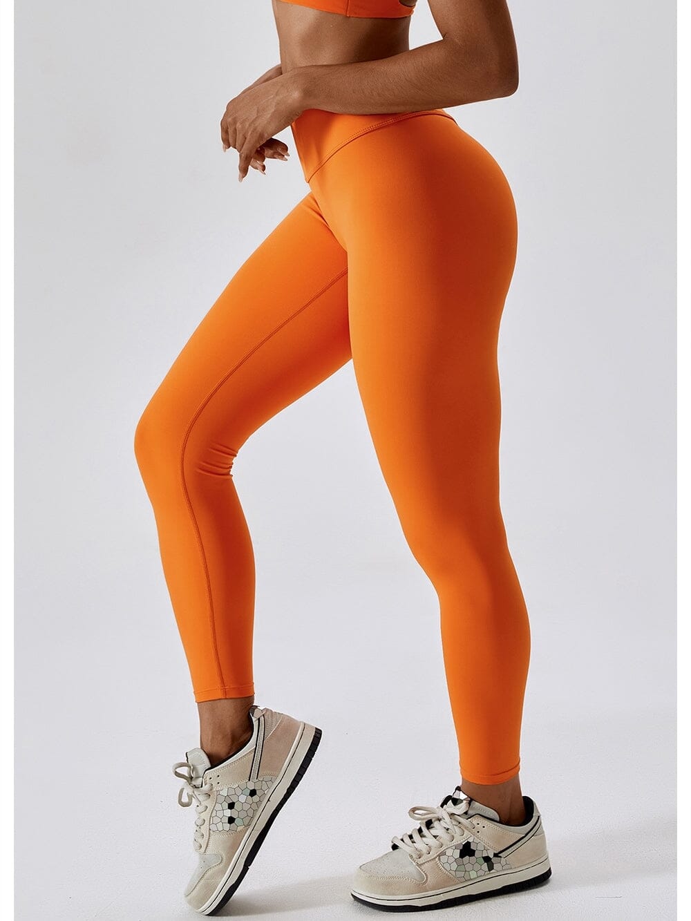 Εκπτώσεις σε Strappy Straight Push Up Leggings (χωρίς ραφές).