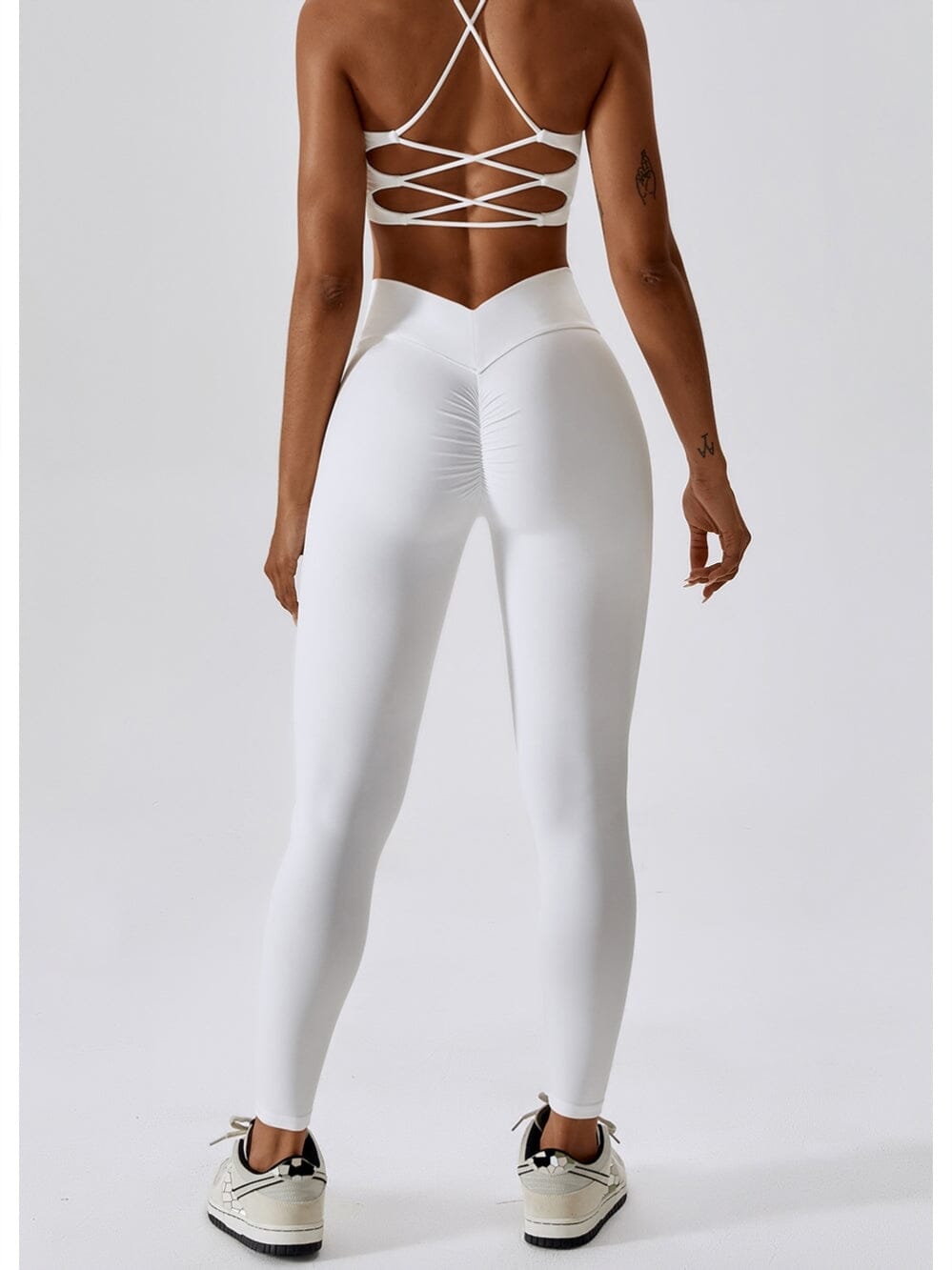 Εκπτώσεις σε Strappy Straight Push Up Leggings (χωρίς ραφές).