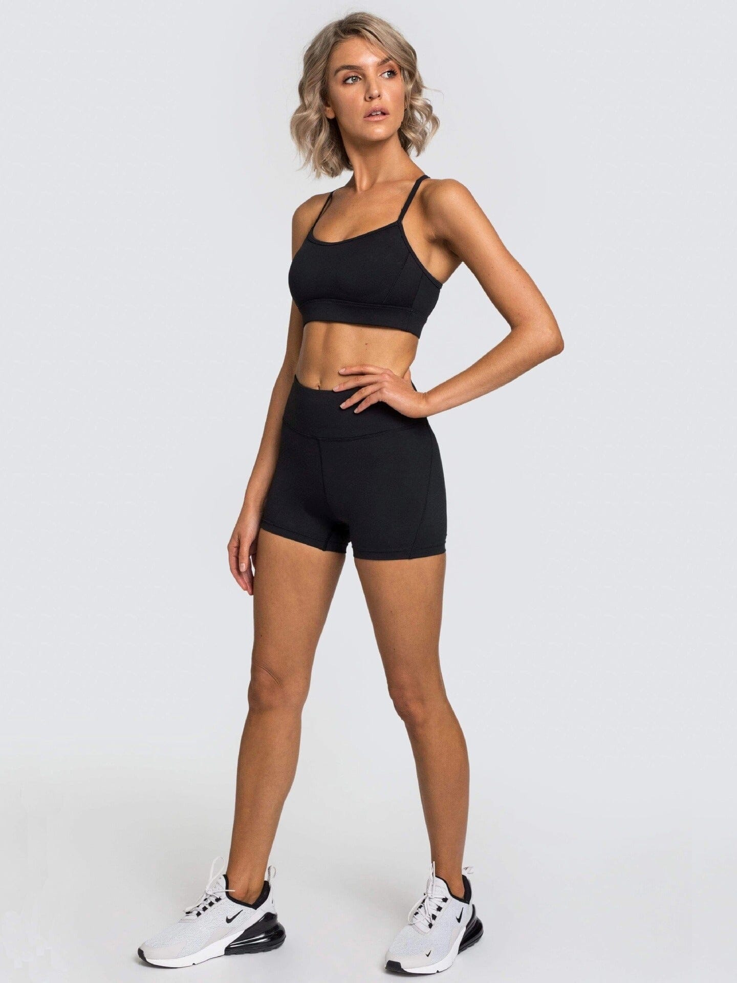 Tenue Sport Short et Soutien-Gorge - Polly Ensemble Sport helankezatrening.com XS Noir