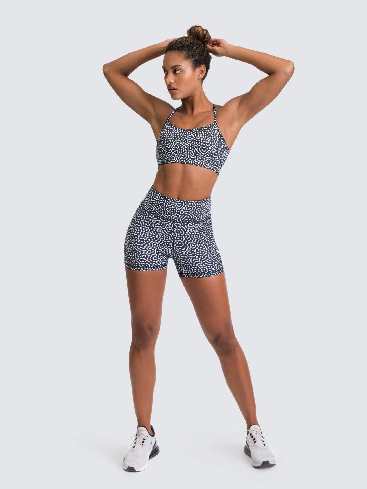 Tenue Sport Short et Soutien-Gorge - Polly Ensemble Sport helankezatrening.com XS Noir/Blanc